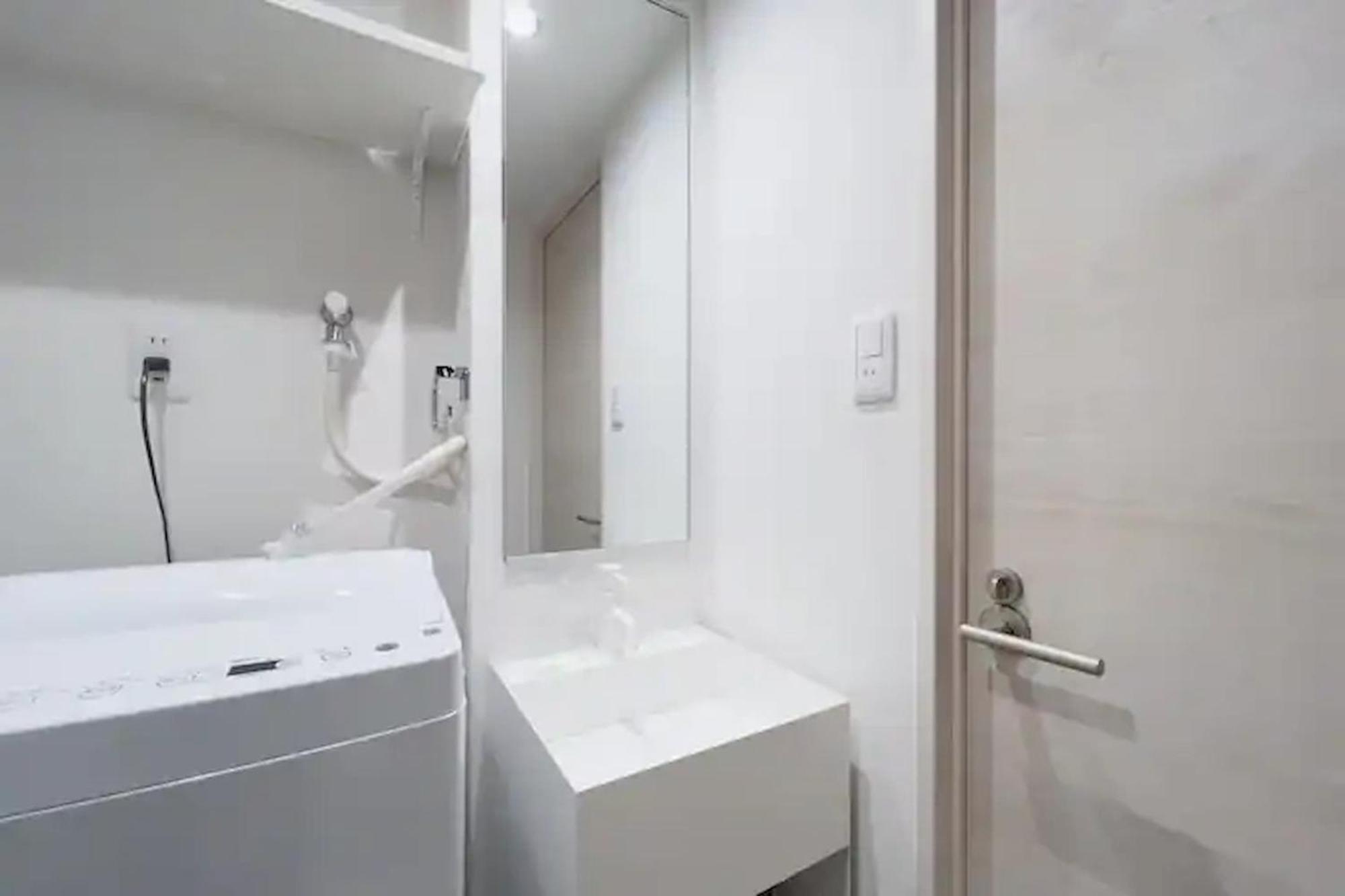 Toggle Bunkyo Korakuen Apartment Tokyo Room photo